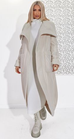 Жіночий верхній одяг