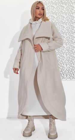 Жіночий верхній одяг