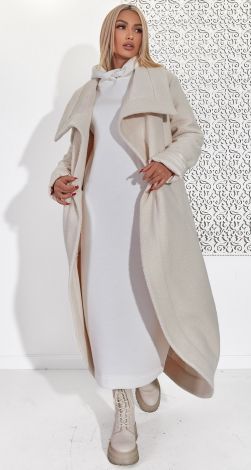 Жіночий верхній одяг