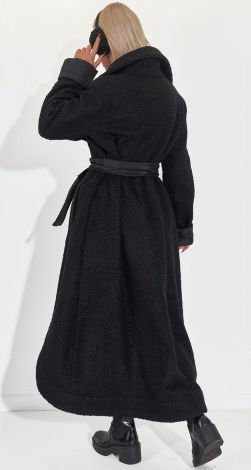 Жіночий верхній одяг