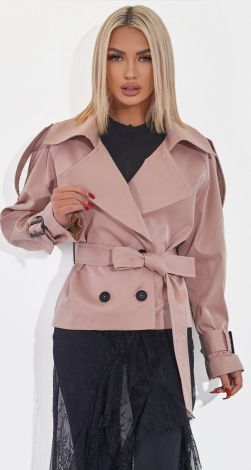 Жіночий верхній одяг