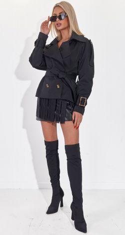 Жіночий верхній одяг