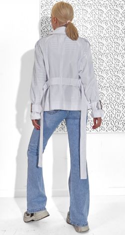 Жіночий верхній одяг