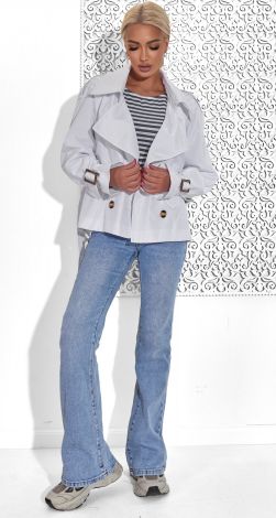 Жіночий верхній одяг