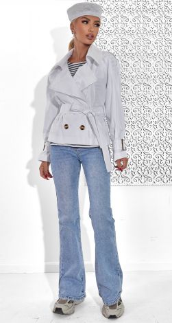 Жіночий верхній одяг