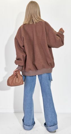 Жіночий верхній одяг