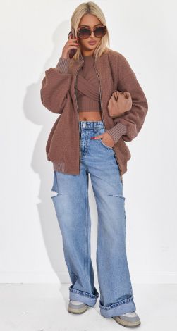 Жіночий верхній одяг