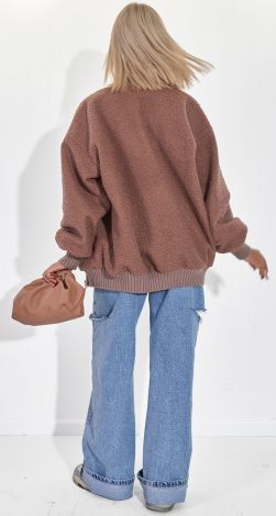 Жіночий верхній одяг