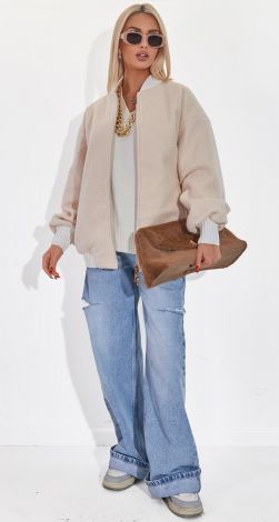 Жіночий верхній одяг