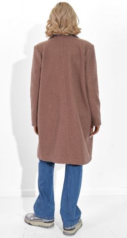 Жіночий верхній одяг