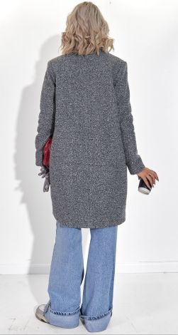 Жіночий верхній одяг