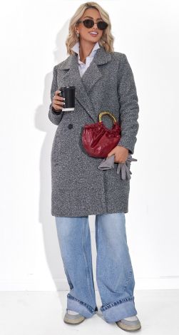 Жіночий верхній одяг