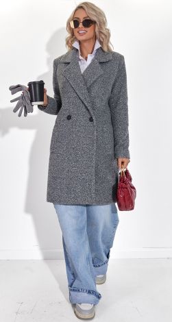 Жіночий верхній одяг