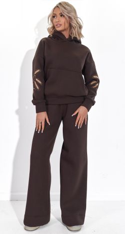 Теплий костюм з  вишивкою