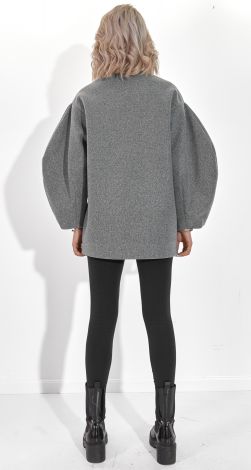 Жіночий верхній одяг