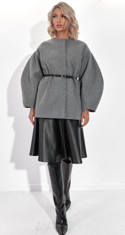 Жіночий верхній одяг