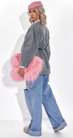 Жіночий верхній одяг