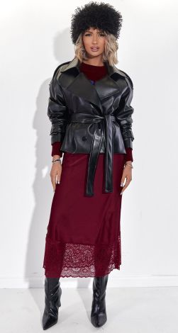 Жіночий верхній одяг