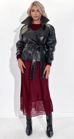 Жіночий верхній одяг