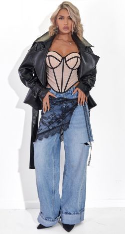 Жіночий верхній одяг