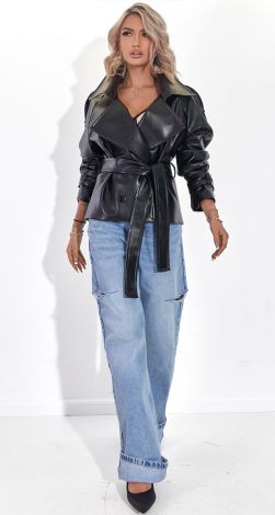 Жіночий верхній одяг