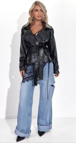 Жіночий верхній одяг