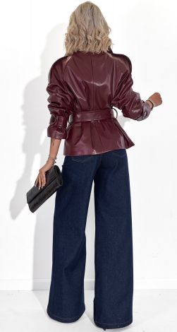 Жіночий верхній одяг