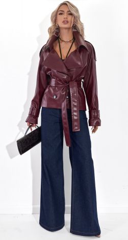 Жіночий верхній одяг