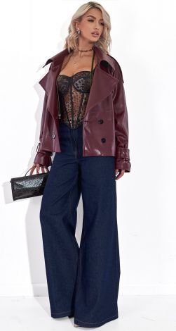 Жіночий верхній одяг