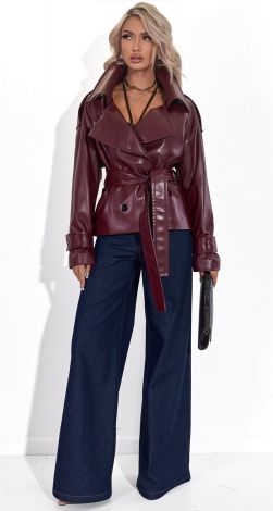 Жіночий верхній одяг