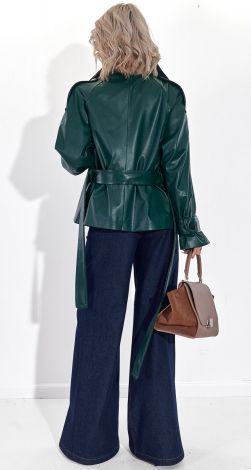 Жіночий верхній одяг