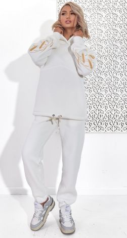 Костюми жіночі