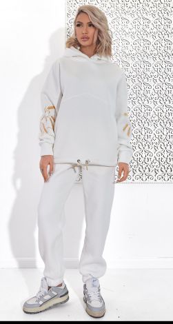 Костюми жіночі