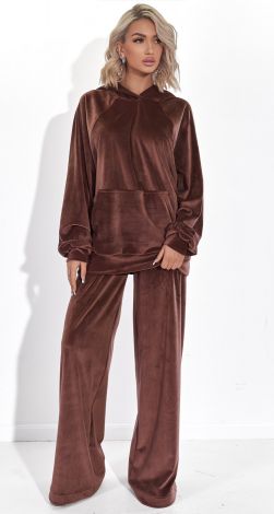 Костюми жіночі