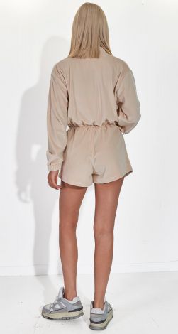 Костюми жіночі