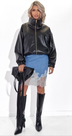 Жіночий верхній одяг