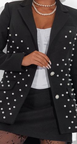 Костюм із перлинами