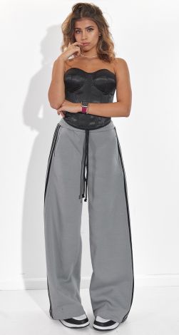 Чи не штани, а чистий ВАЙБ