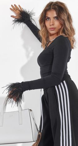 Це твій новий базовий топ, але НЕ нудний