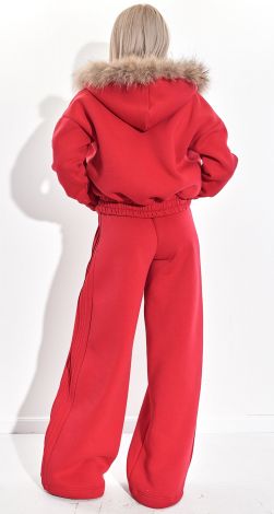 Костюми жіночі