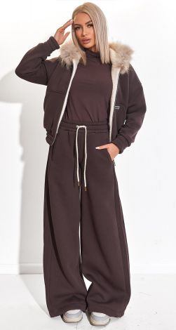 Костюм з натуральним хутром