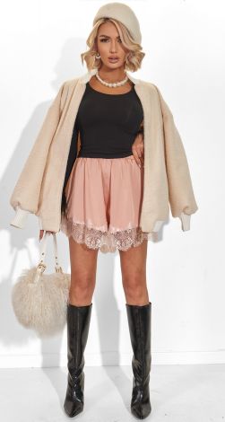 Шовкова Ніжність: Шортики з Мереживом у білизняному стилі