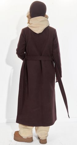 Жіночий верхній одяг