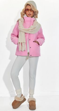 Жіночий верхній одяг