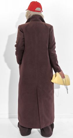 Жіночий верхній одяг