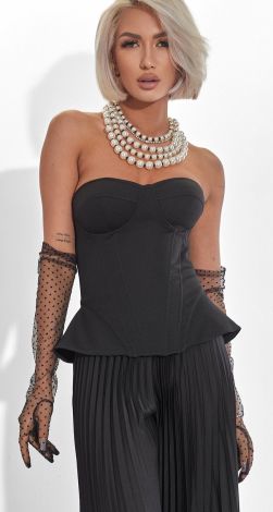 Corset with an ideal silhouette