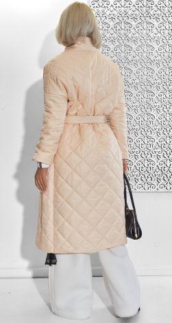 Жіночий верхній одяг