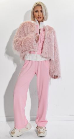 Жіночий верхній одяг