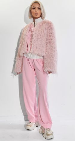 Жіночий верхній одяг