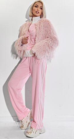 Жіночий верхній одяг